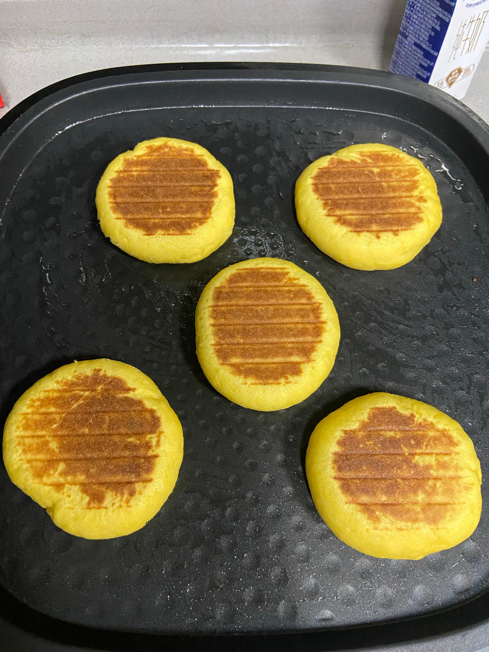 奶香玉米饼