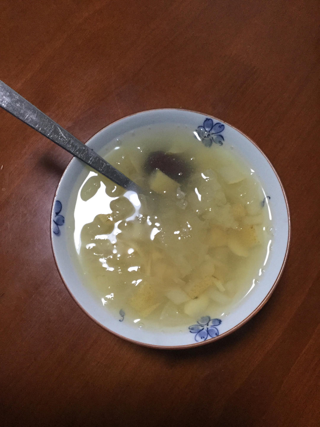 0厨艺也可以做的小吊梨汤