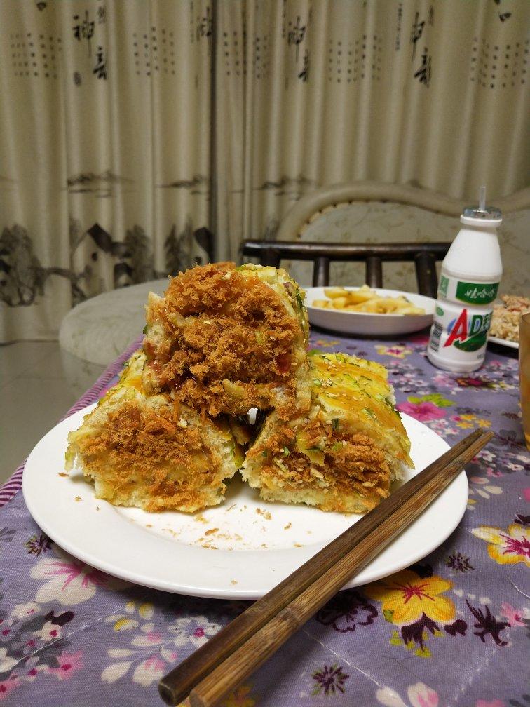 肉松面包