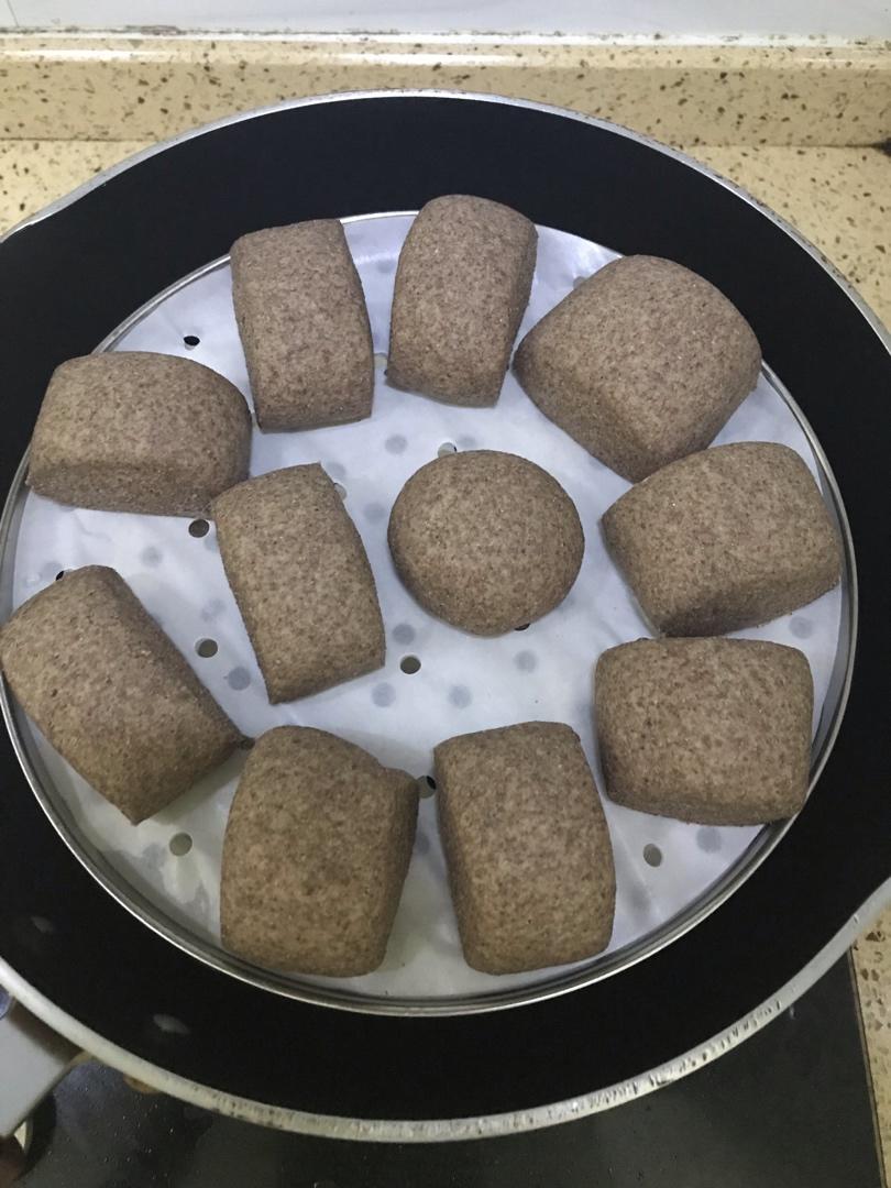 黑全麦无糖馒头