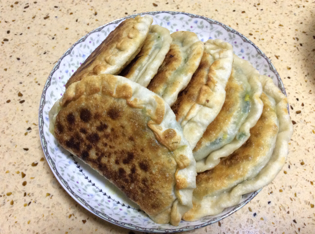 韭菜盒子 Chinese Leek and Egg Pasty