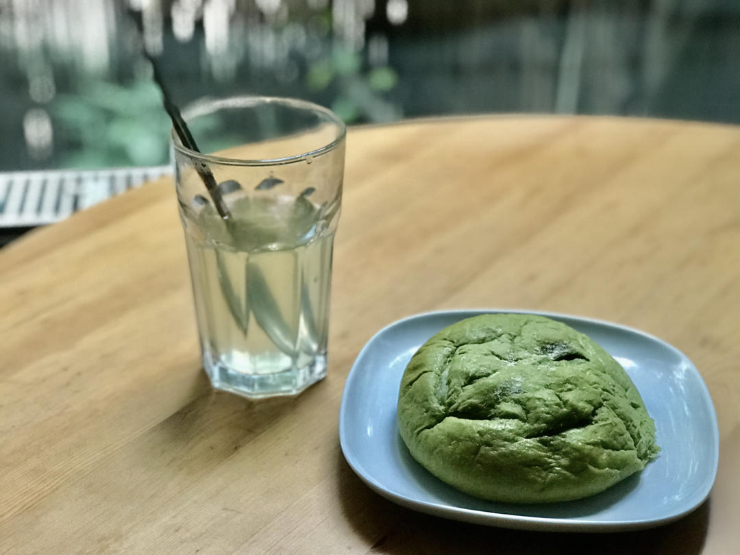 麻薯芋泥软欧包（波兰种·抹茶控）