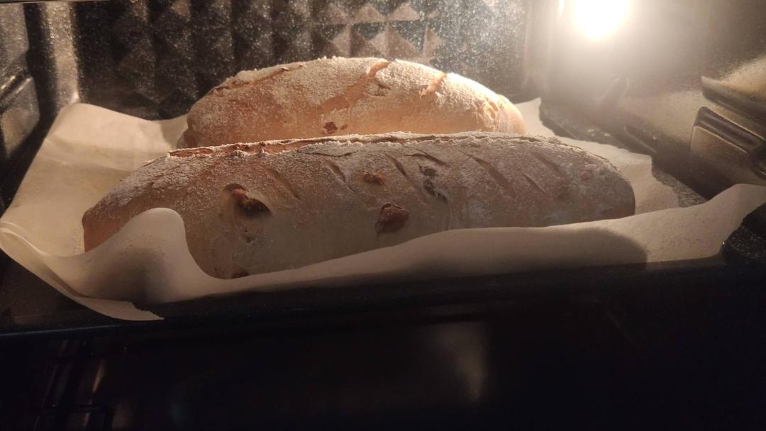 🥖黑芝麻蔓越莓面包｜无油糖无需揉面🉑