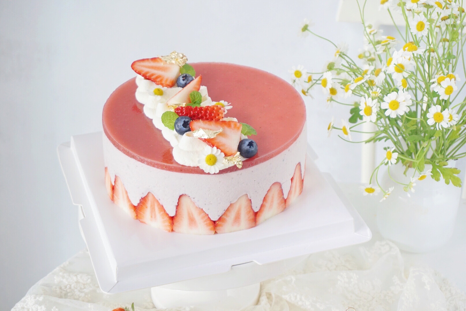 草莓慕斯蛋糕（7寸）的做法