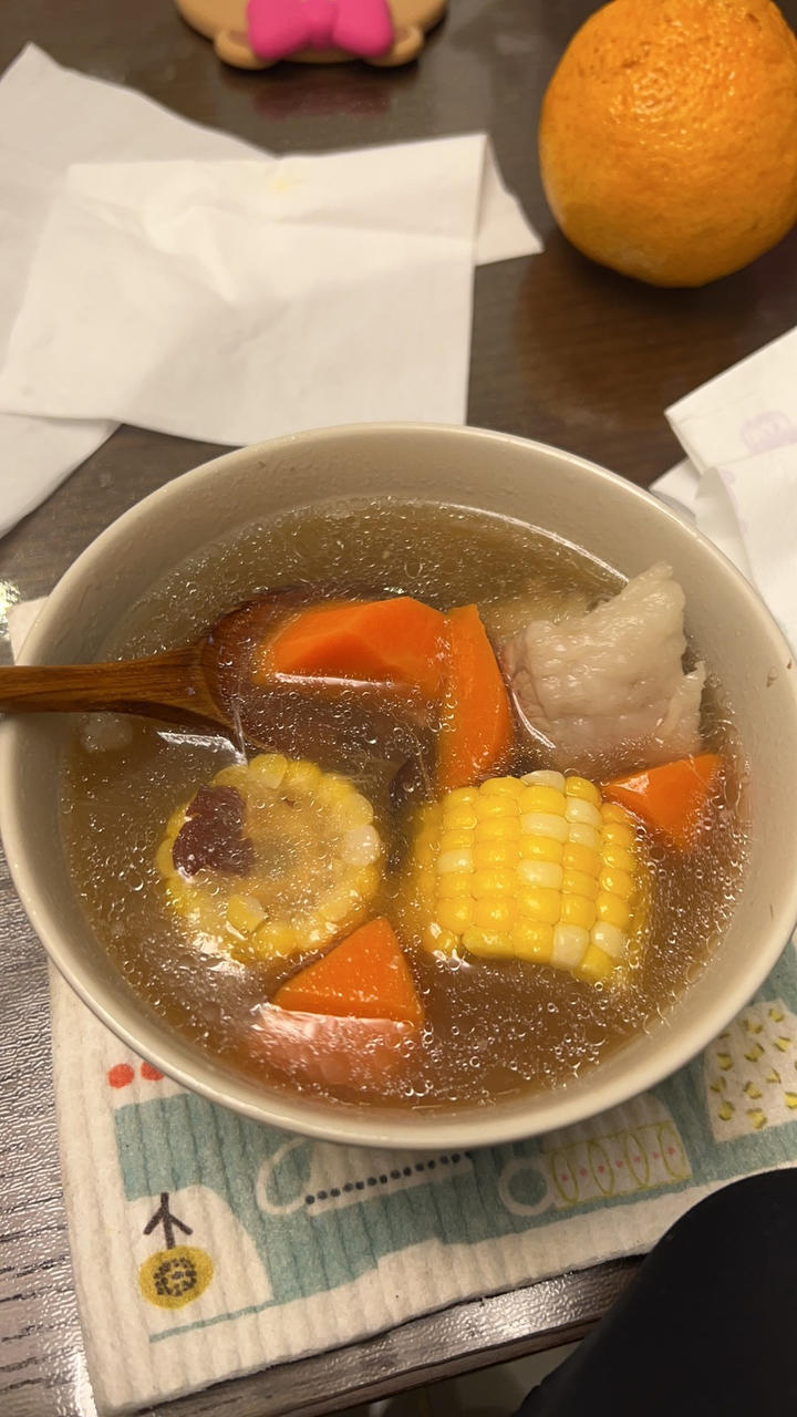 连吃三碗的玉米山药排骨汤