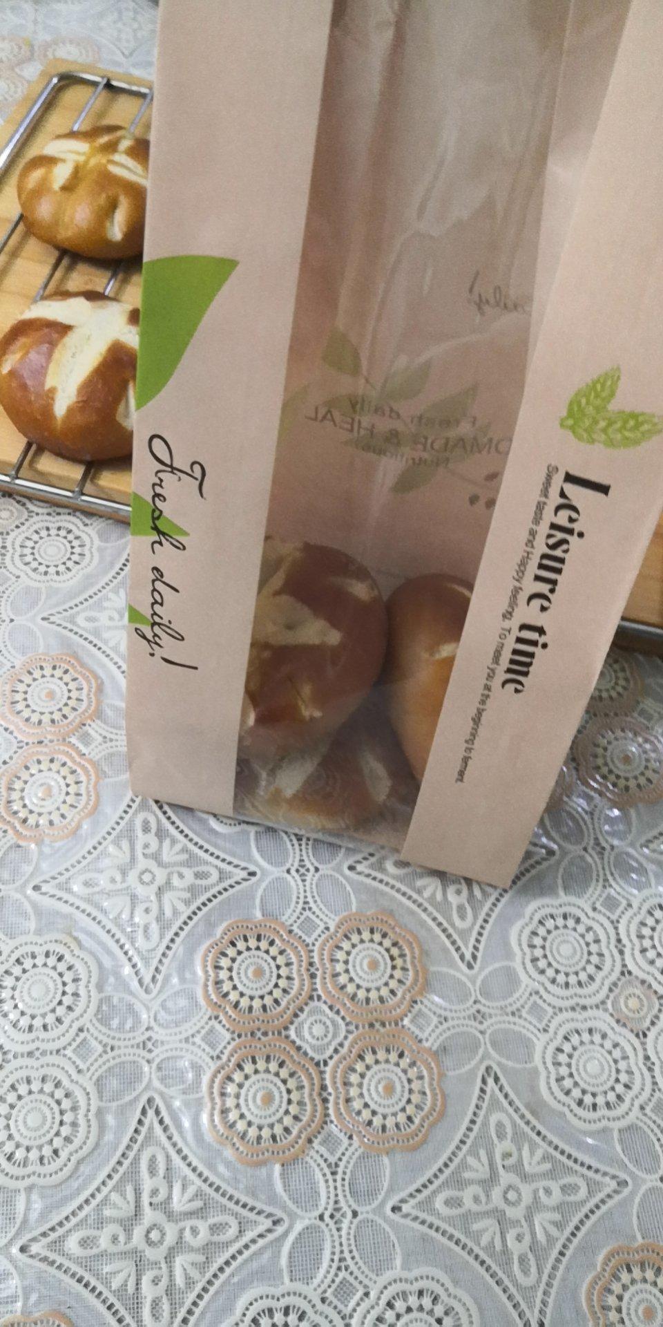 心花怒放🌸碱水面包