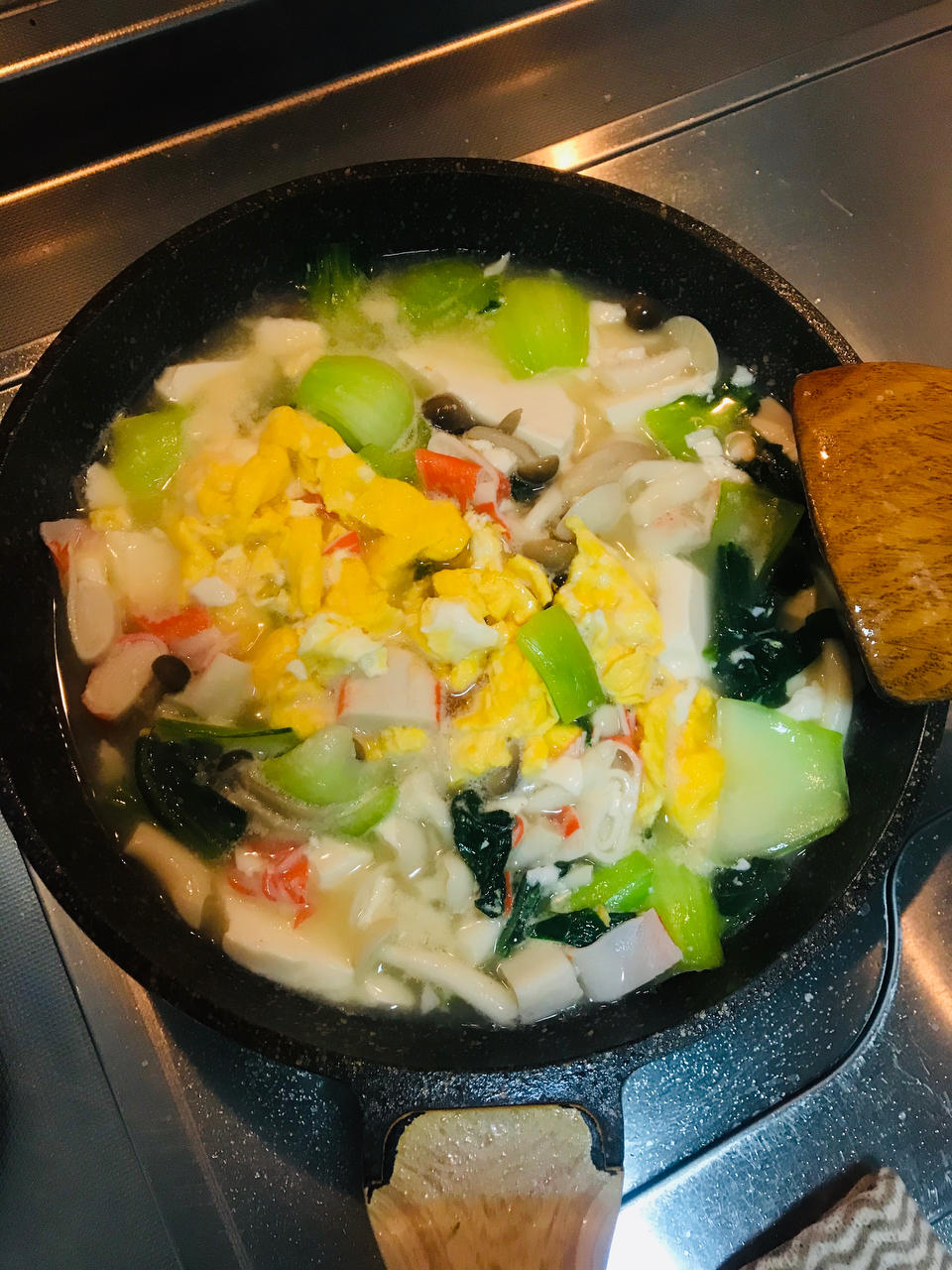 豆腐鲜虾菇菌汤