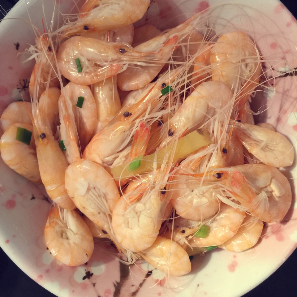 雨飞花做的清炒白米虾