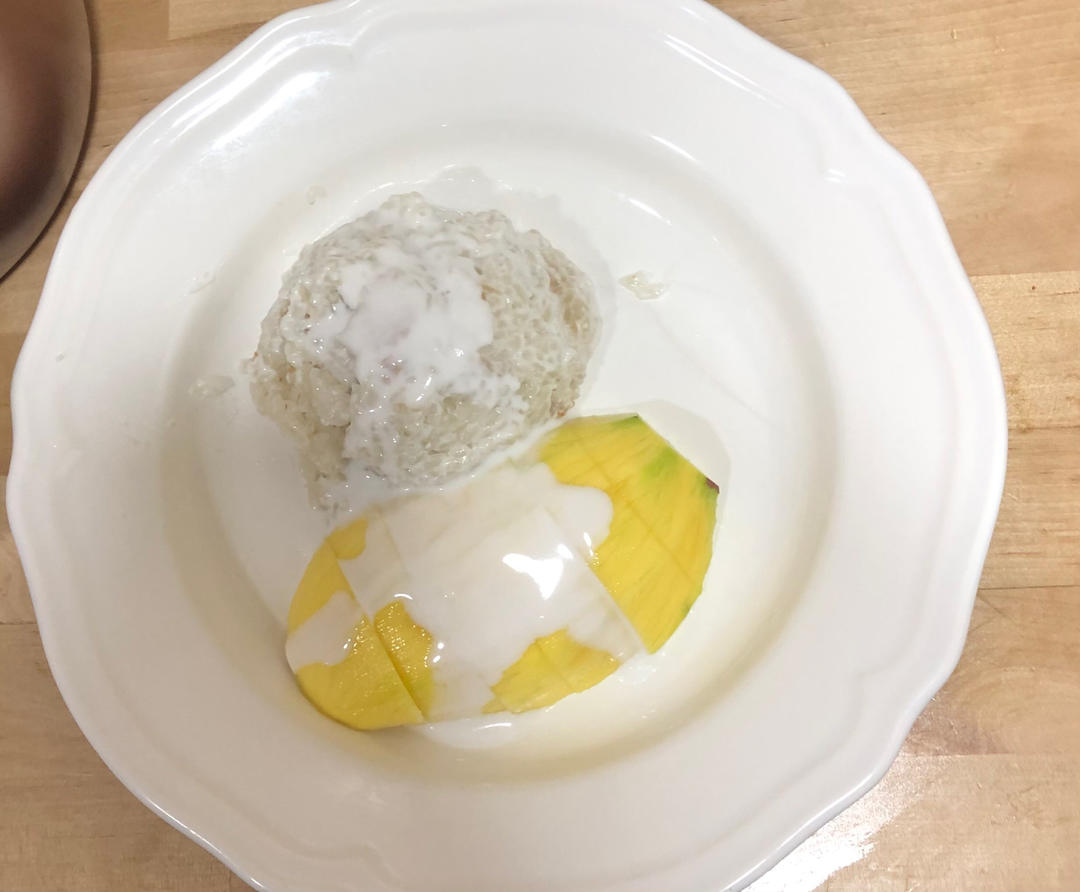 别出国啦，在家也能做芒果糯米饭🥭
