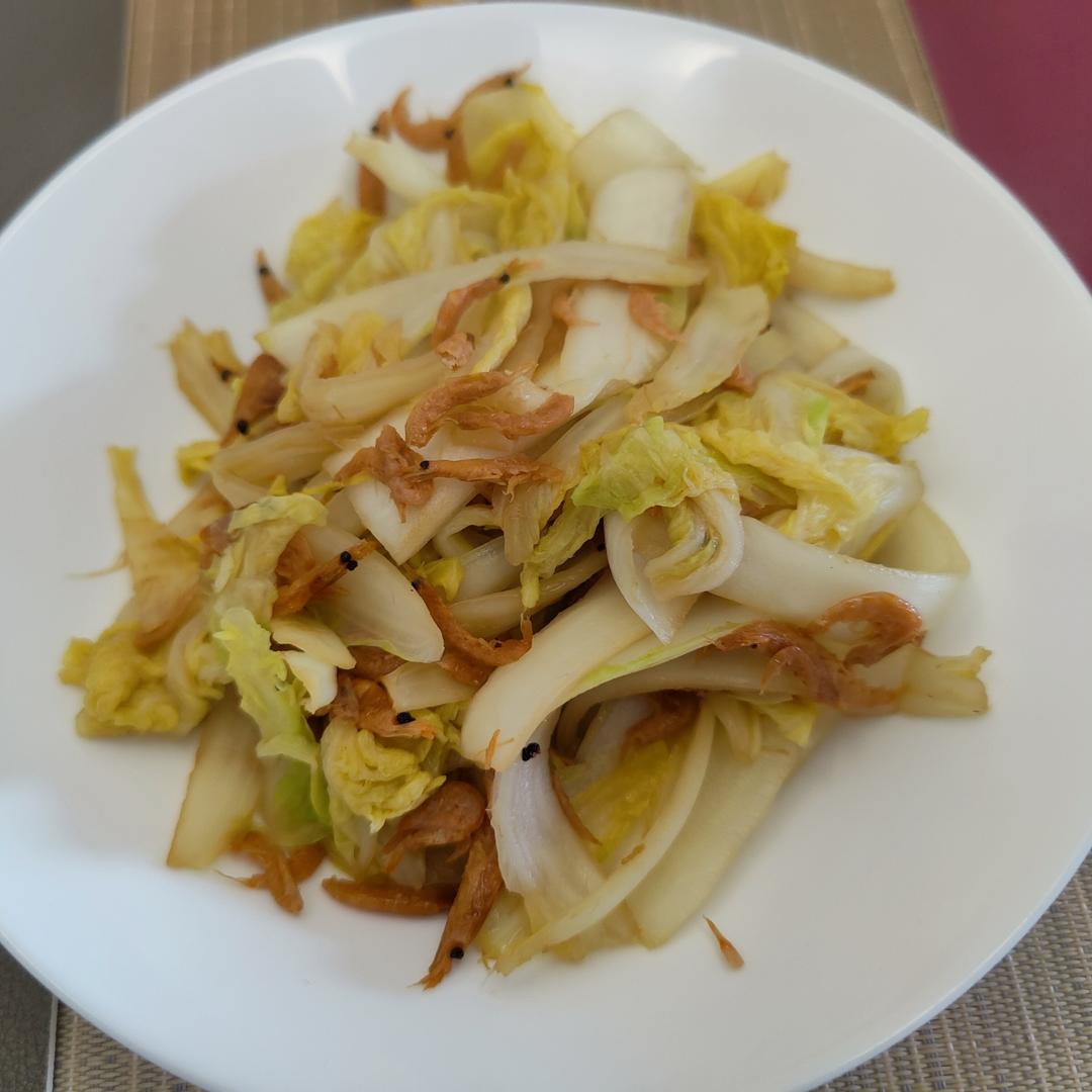虾皮炒白菜，鲜的很啊