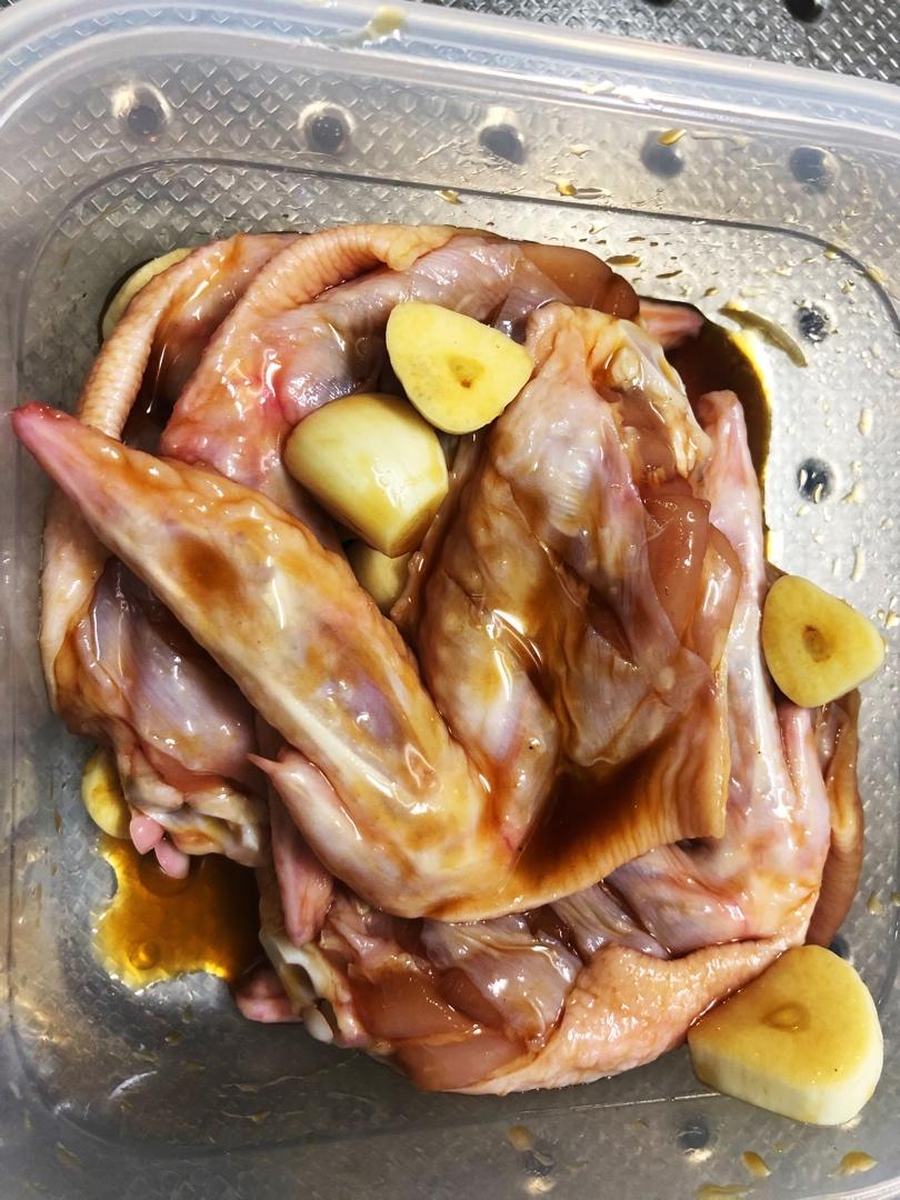蒜香烤鸡翅