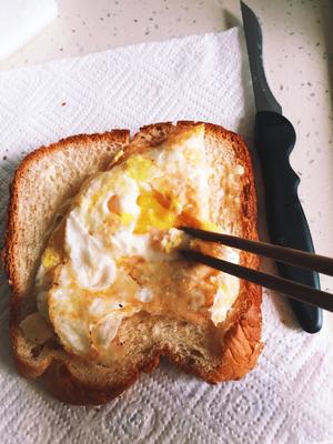 美味快手早餐之碎煎蛋吐司的做法 步骤6