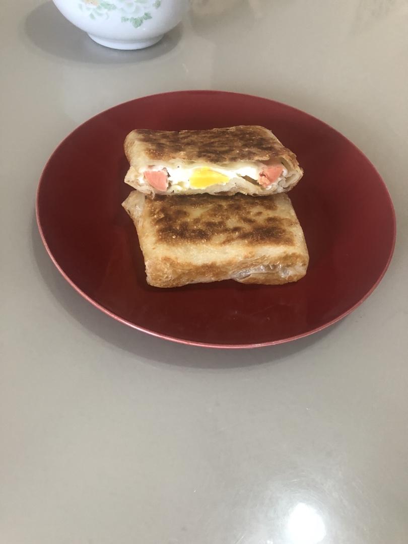 5分钟就能搞定的手抓饼早餐，酥到掉渣～