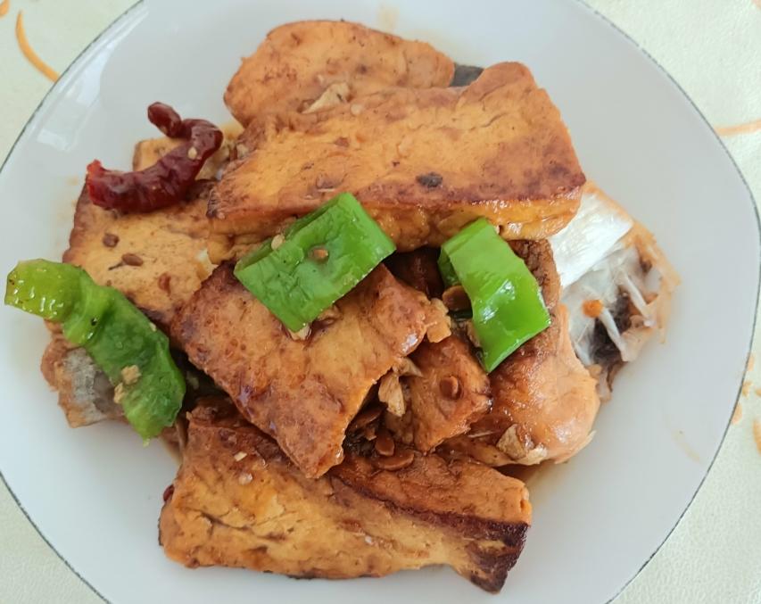 胖头鱼炖豆腐