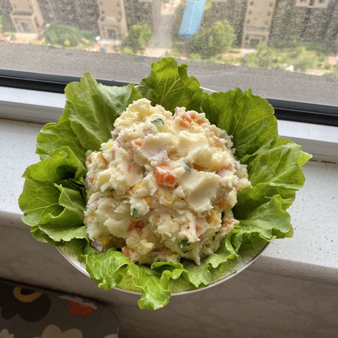 用料很足の土豆泥沙拉