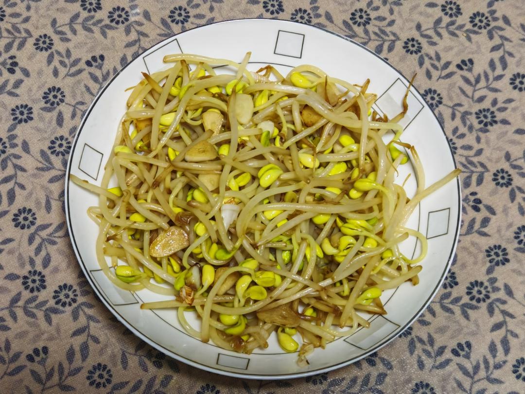素炒黄豆芽