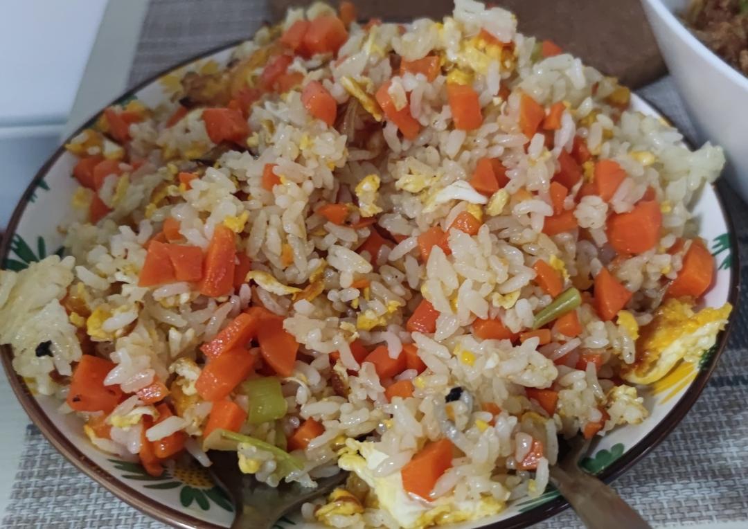 新手都能做的美味蛋炒饭