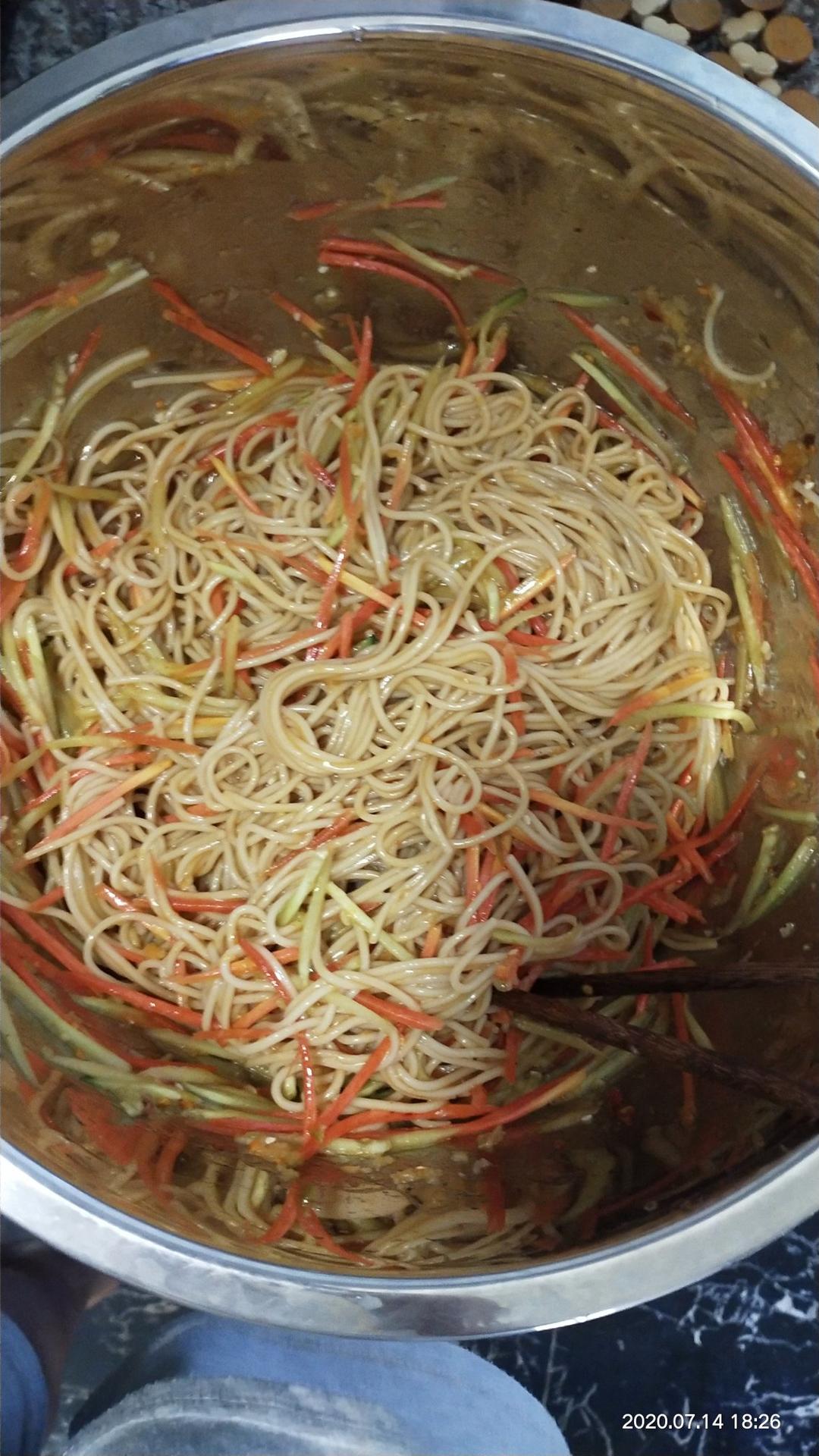 巨好吃㊙️酸辣凉拌面❗️十分钟搞定，简单快手❗️