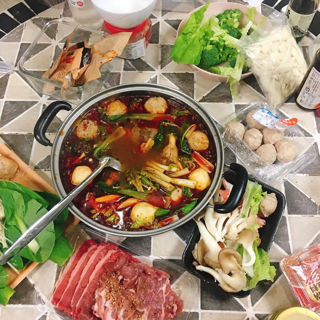 自制麻辣重庆火锅