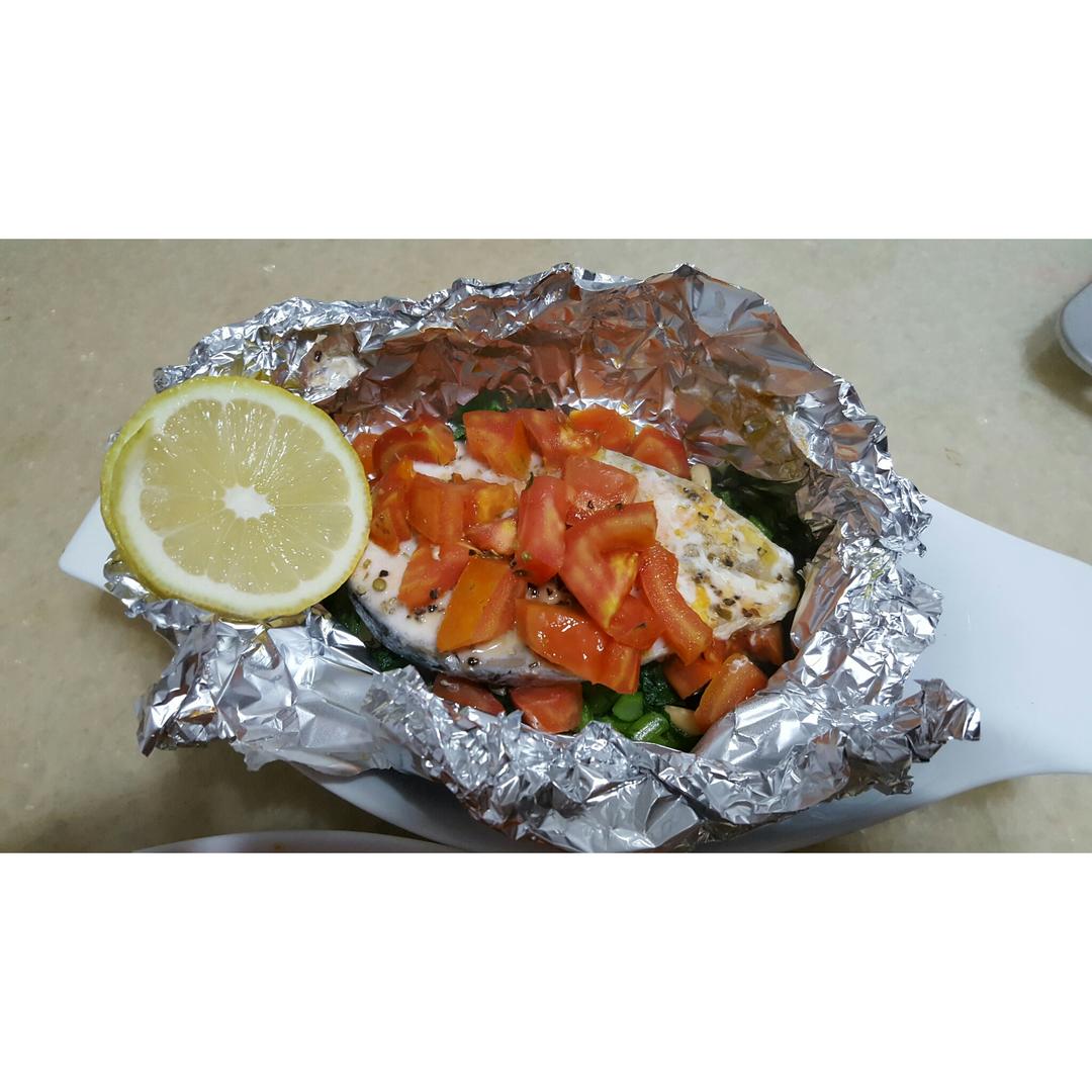 锡纸烤三文鱼  （Salmon Baked in Foil）