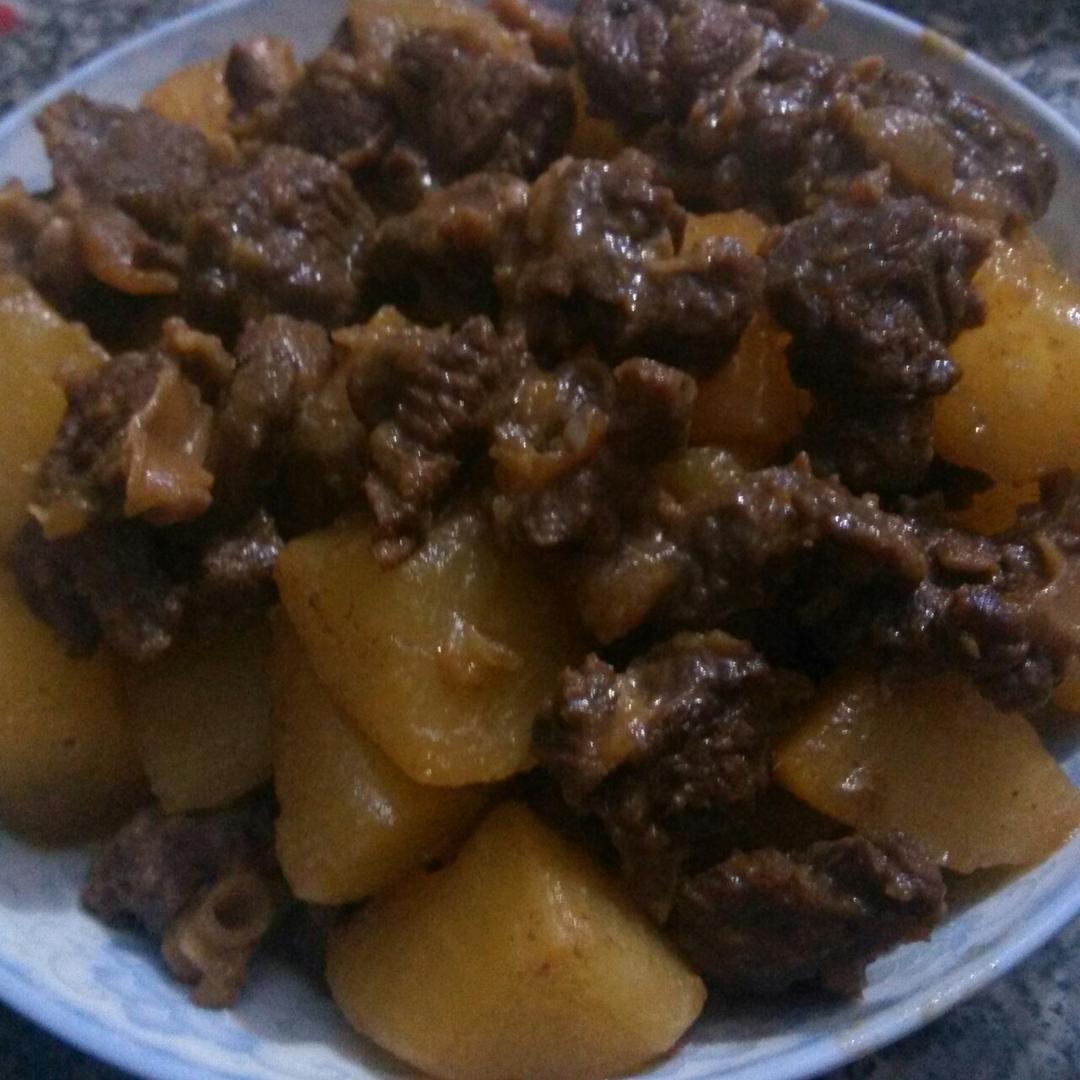 萝卜炖牛腩