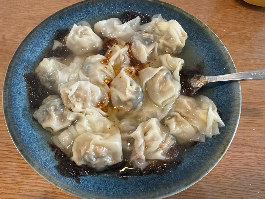 馄饨我只服福建人这种做法，鲜香又Q弹，教你私房馄饨的秘制做法