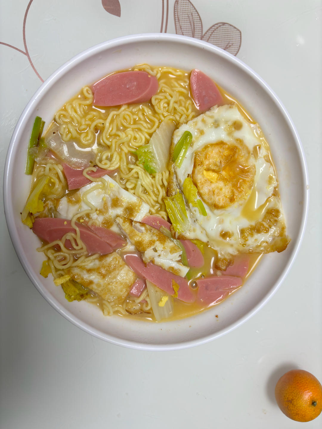 鸡蛋火腿青菜面