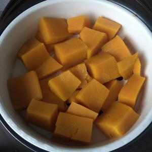 南瓜红枣馒头（低筋面粉版，附上发酵小妙招）的做法 步骤1