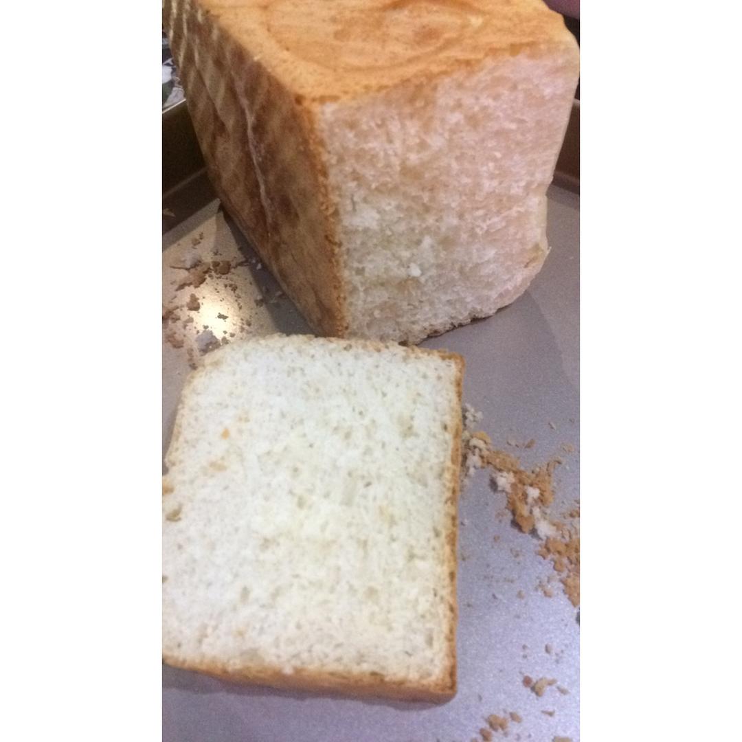 橄榄油白白吐司--无蛋无奶