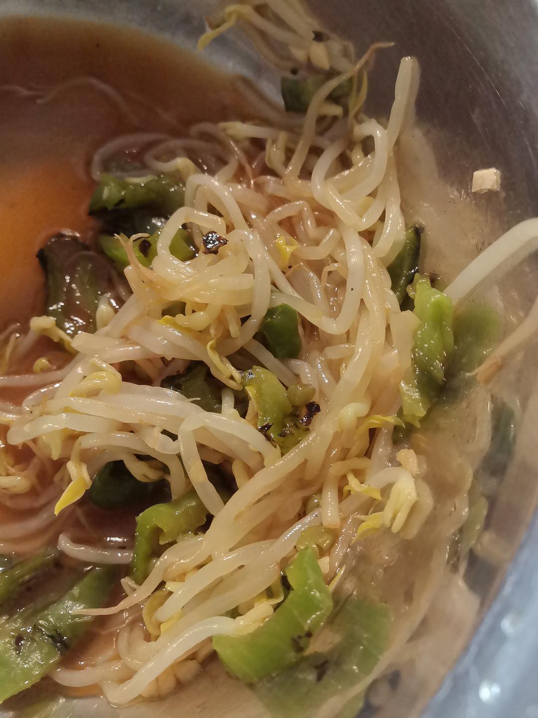 凉拌豆芽