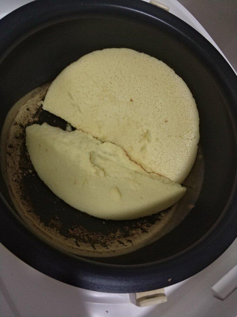 不用电子称只需要普通电饭锅做的电饭锅蛋糕