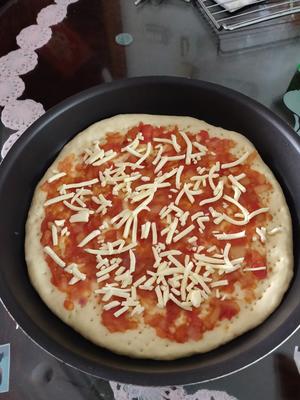 蔬菜香肠披萨（内含披萨饼皮，披萨酱做法）的做法 步骤4