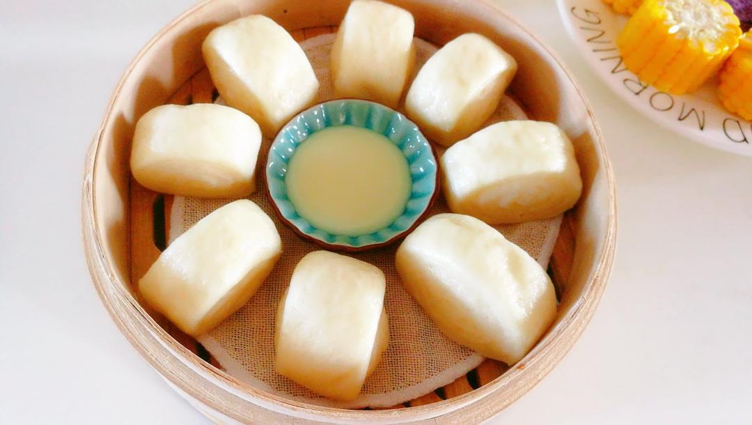 潘潘安做的馒头夹炼奶