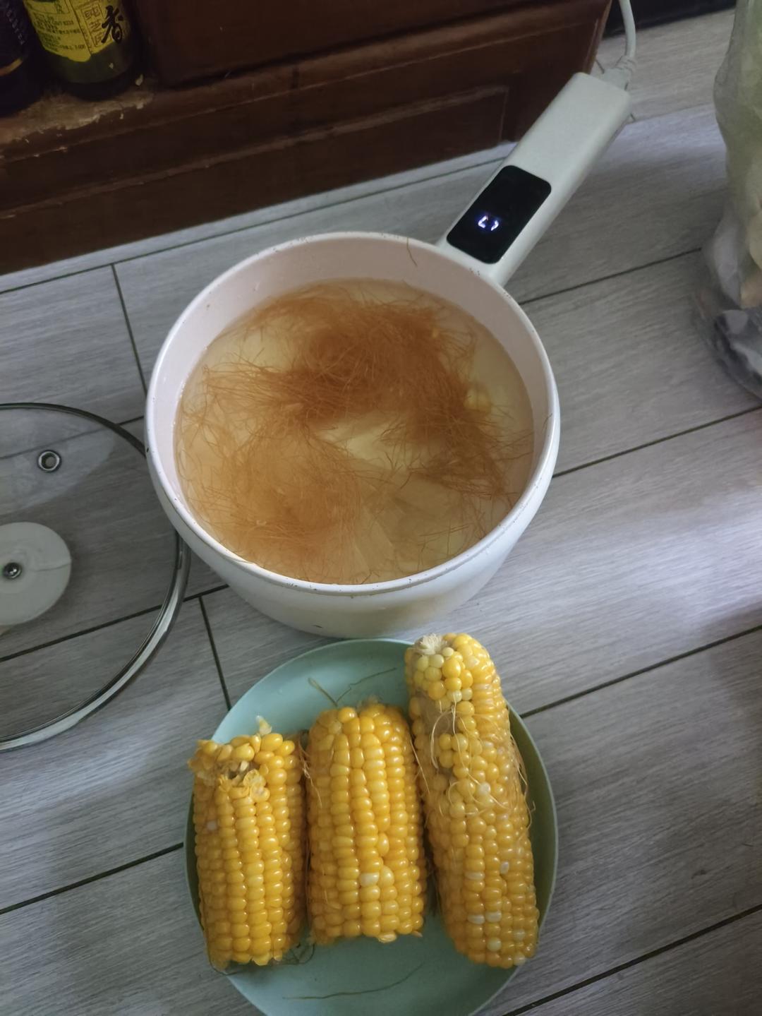 清煮甜玉米