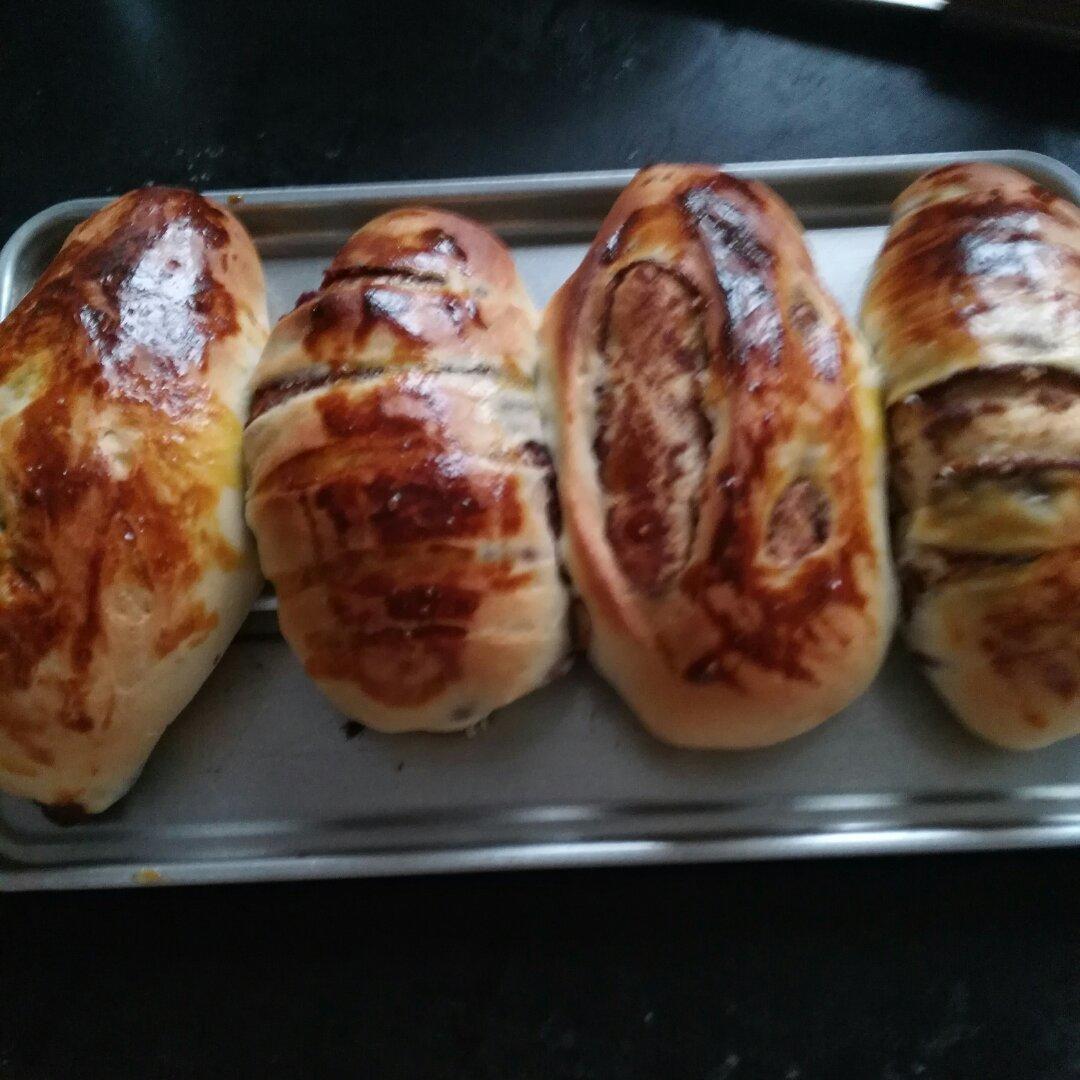 红豆沙面包卷——好吃得不得了#皮黑森林#