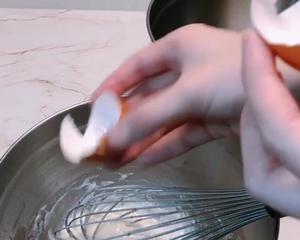香葱肉松蛋糕卷这样做‼️满屋飘香（小视频食谱）的做法 步骤4