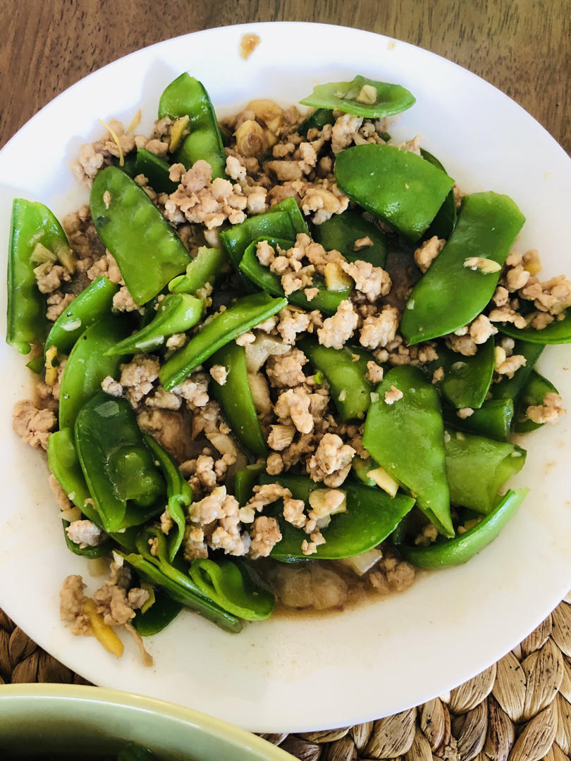 荷兰豆炒五花肉