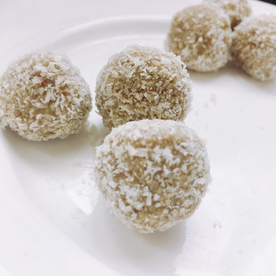 【健康零食】抹茶椰香坚果能量球