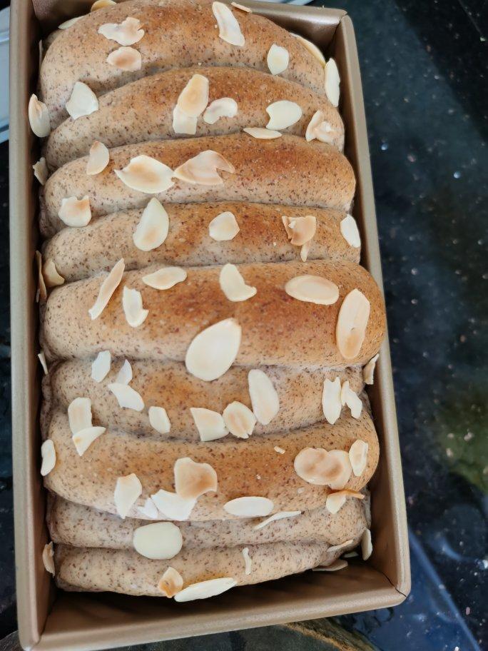 小白手揉南瓜吐司🍞