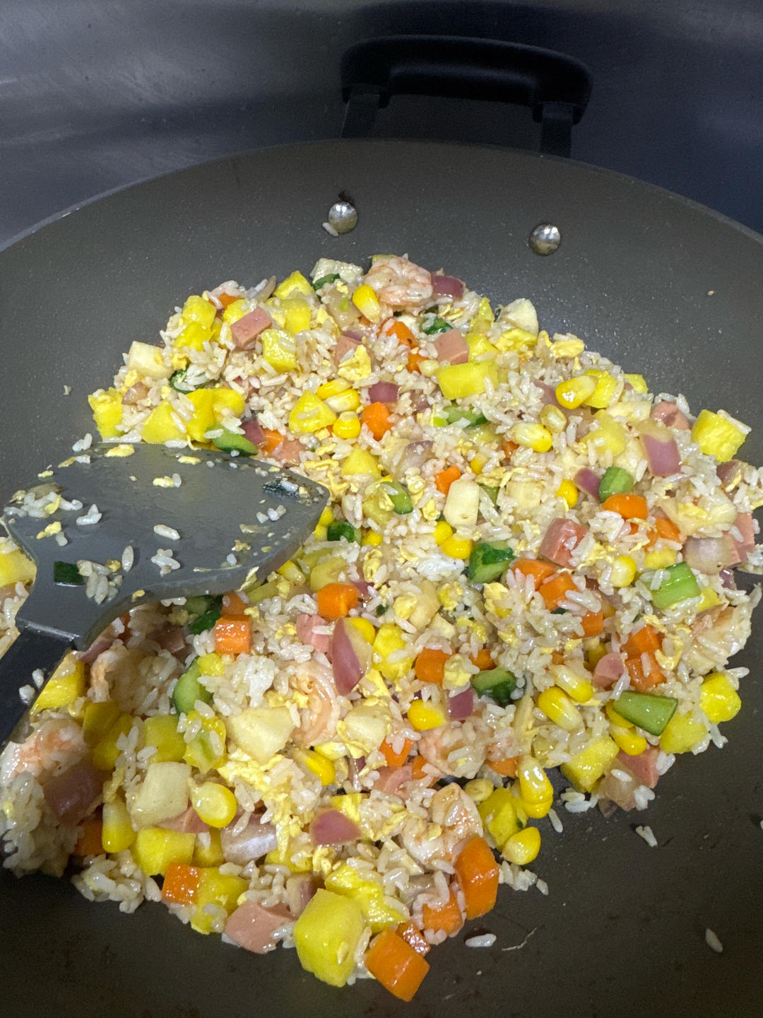 菠萝炒饭