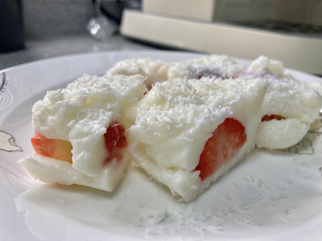 踏雪寻梅（草莓奶冻）