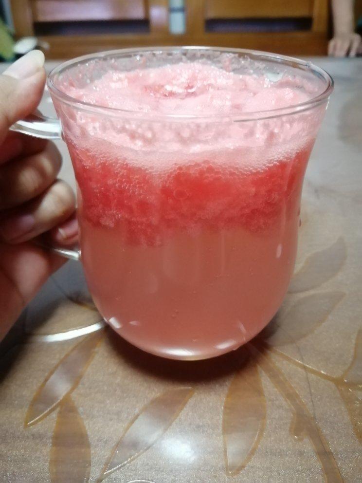敬小厨做的西瓜气泡水