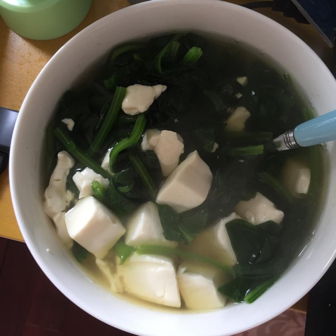 素食者：菠菜豆腐汤