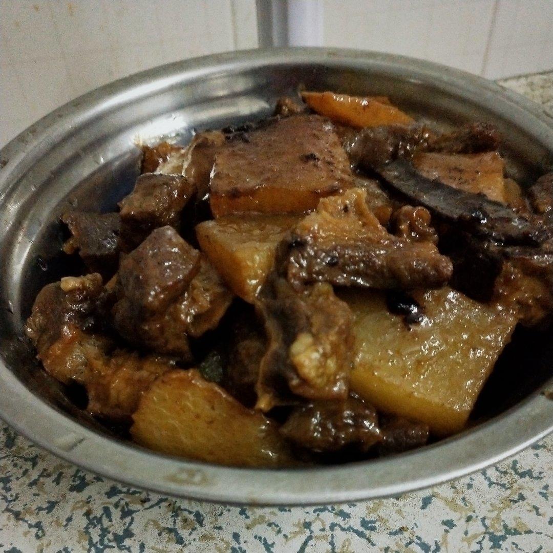 萝卜烧牛腩