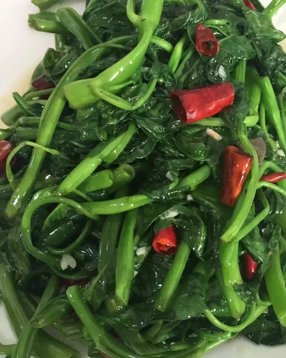 炝炒空心菜（藤菜）