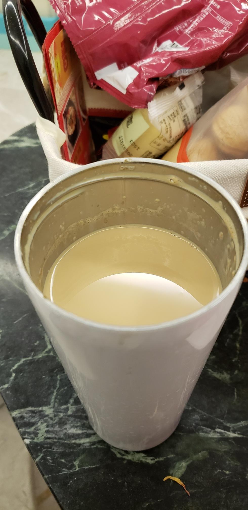 微波炉焦糖奶茶的做法