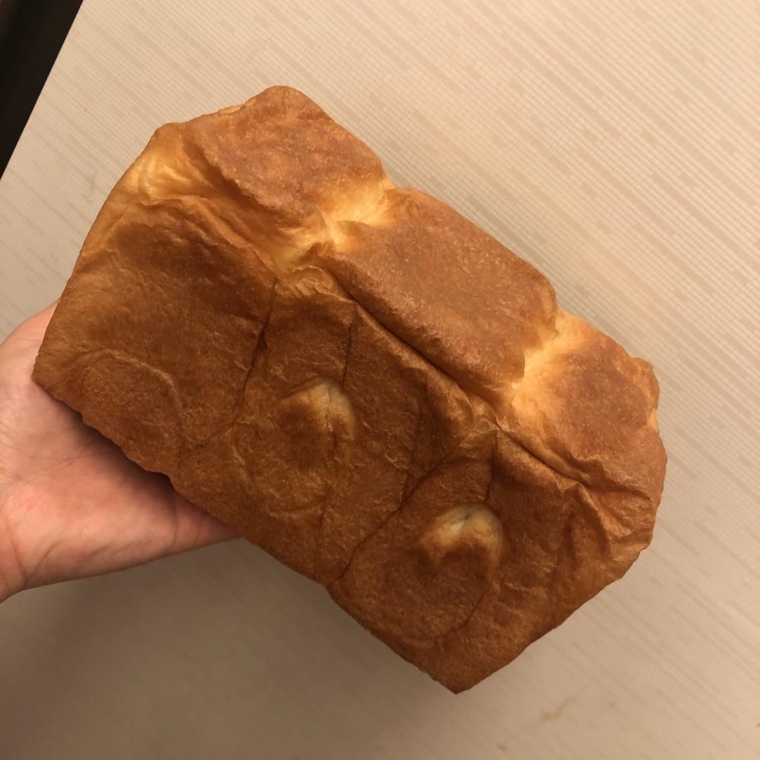 好吃到犯规的网红「生吐司」