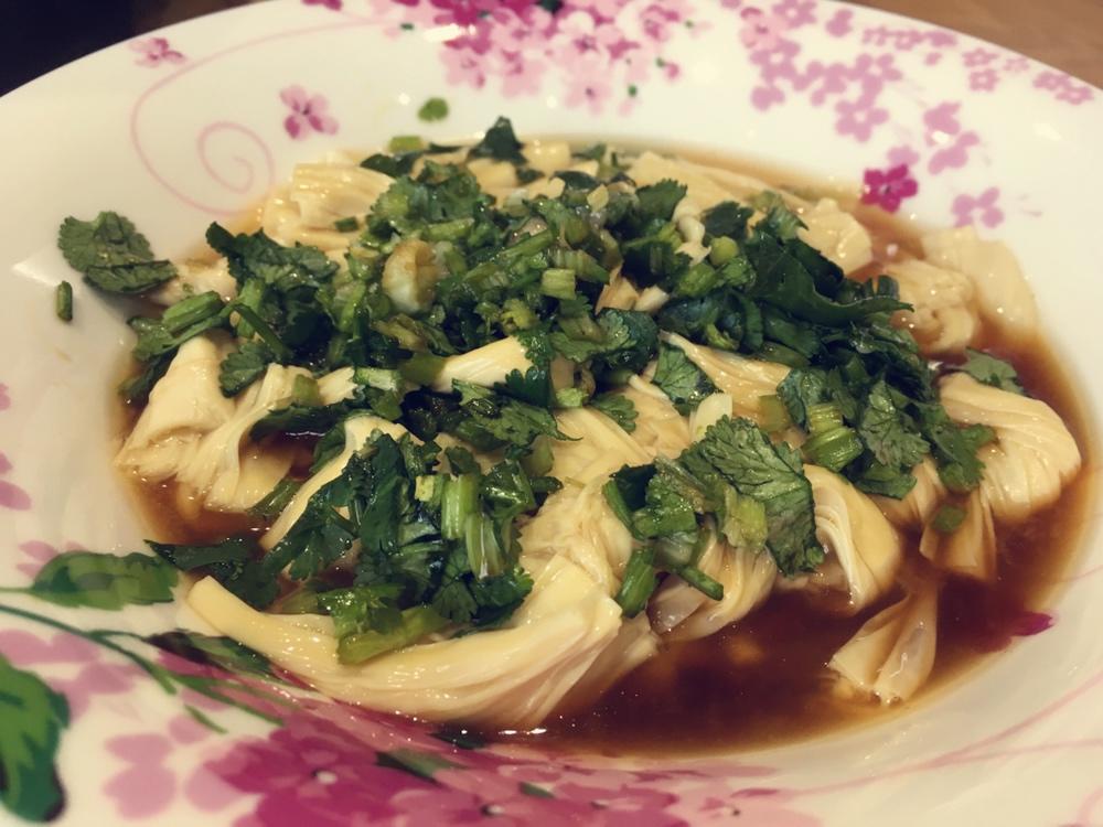 凉拌腐竹