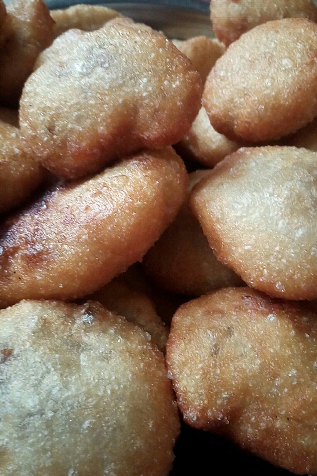 炸糖糕 心碎_z8ag做的炸糖糕 赞 面粉,白糖,水