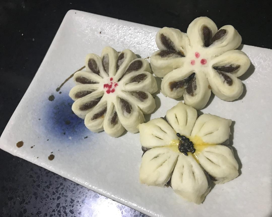 枣泥紫荆花酥
